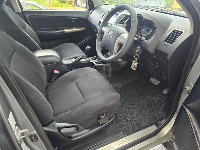 2014 Toyota HILUX 2.5 G VNT (A) - 3