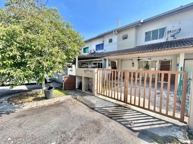 TERMURAH Double Storey House Taman Desiran Bayu Puchong 1