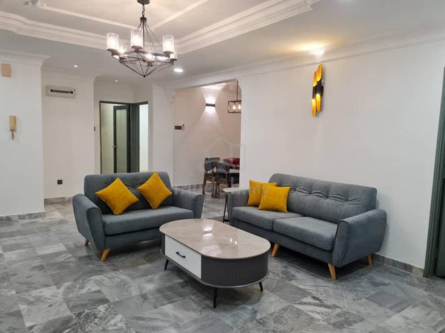 Endah Villa 1