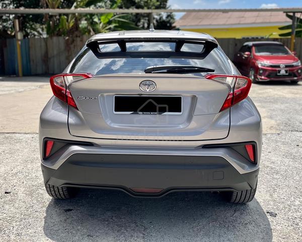 L/KEDAI 2018 Toyota C-HR 1.8 DualVVT-i CBU LikeNEW - 4