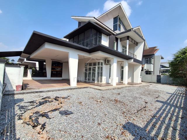 WTL : Unfurnish | 2 Storey Terrace Corner Lot | Seksyen 8, Bangi 1
