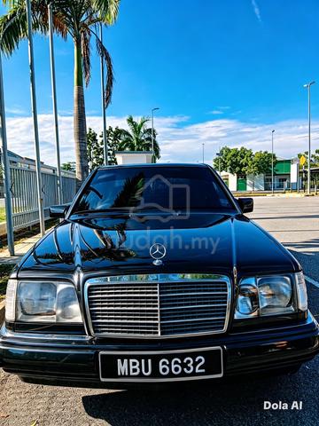 Mercedes Benz E-CLASS 2.2 (CBU) W124 - 2