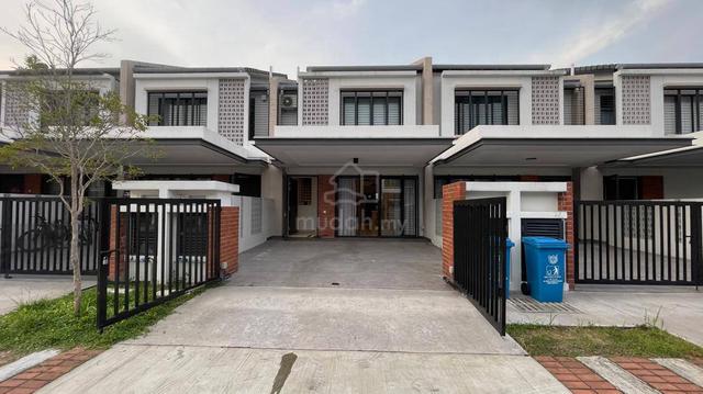 Renovated & Below Market - Double Storey Terrace @ Elmina Green EG1B 1