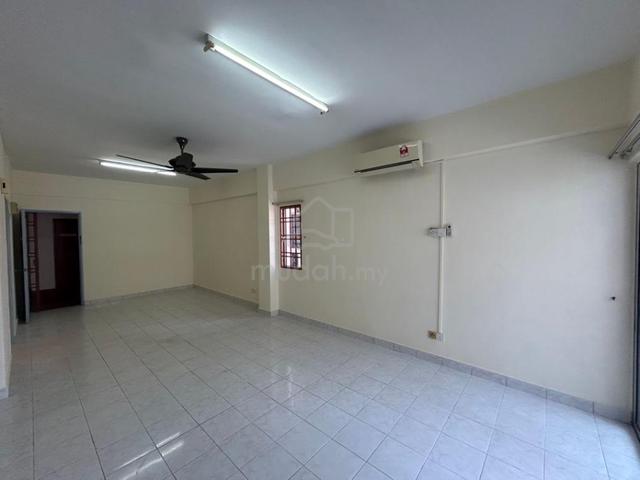 Apartment for Rent, 3 Bedroom, 932 sq.ft, Pelangi Apartment ( Pelangi ...