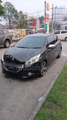 2013 Peugeot 208 1.6 VTI ALLURE (A) - 1