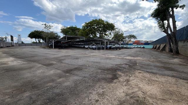 Private carpark ( vehicle storage) Careplus mall Seremban 1