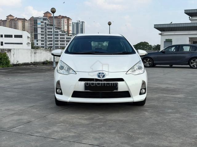 2013 Toyota PRIUS C 1.5 (HYBRID) (A)TOYOTA F.S.REC - 3