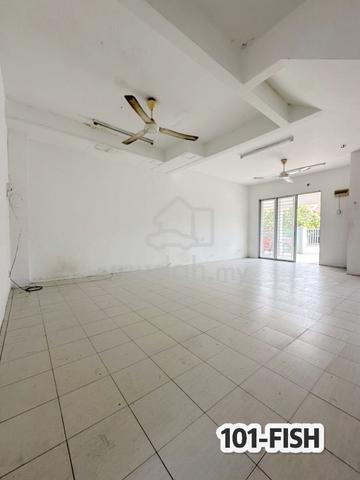 Super below market price teluk panglima garang 2sty house good conditi 1