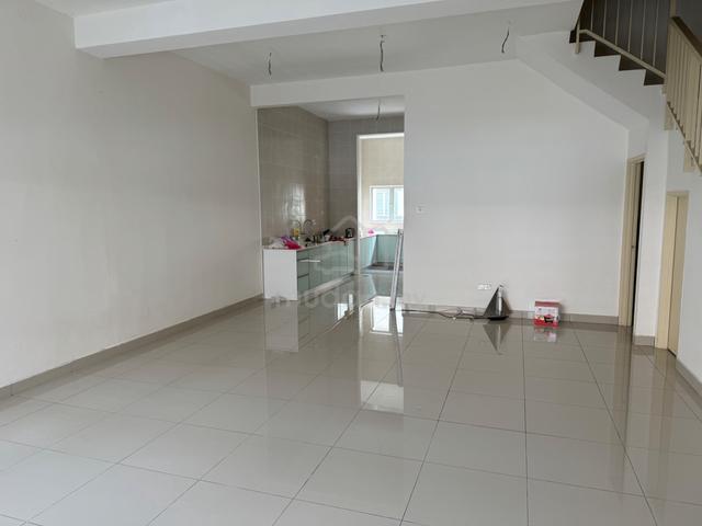 Jati Heights, Nilai Putra 1