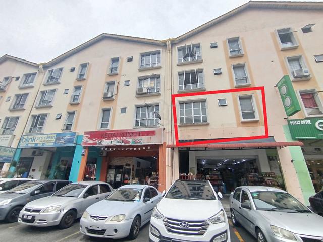 Bilik untuk disewa! Pusat Komersial Seksyen 7, Shah Alam. Tingkat 1. 1