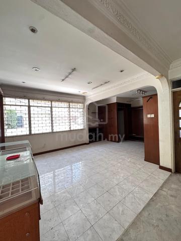 Commercial Title Greenlane Jalan Masjid Negeri 2sty Semi D 4754sf 2