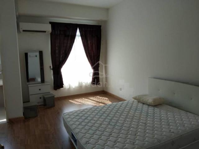 Ceria Residence,Cyberjaya, master room for rent 1