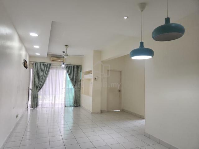 Danga View Apartment 1