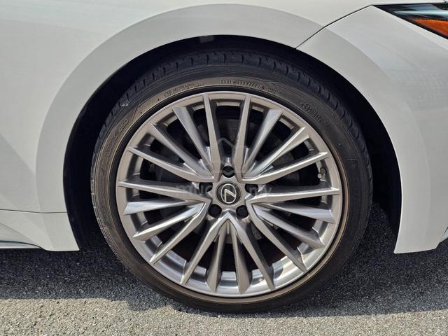 2021 Lexus IS300 2.0 (A) VERSION L White colour - 4