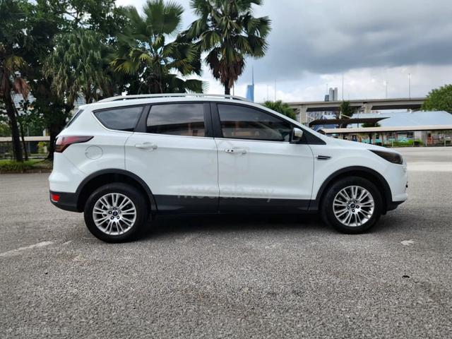 2013 Ford KUGA 1.6 (A) Ori Paint, R/Cam, ready B5 - 3