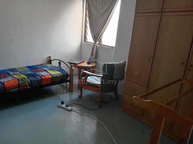 Bilik Sewa Balakong Kemasukan Segera Room For Rent In Seri Kembangan