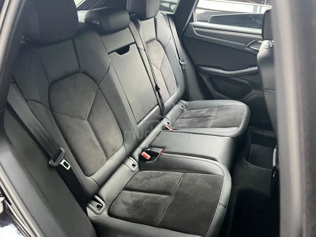 2021 Porsche MACAN 2.0 / 360 / BLACK LTR - 5