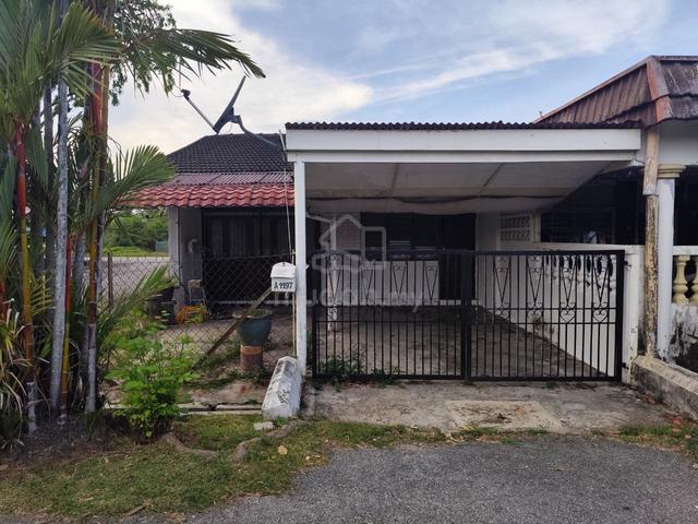 Boleh Nego ✅ Teres Setingkat Endlot Taman Selamat, Kuantan 1