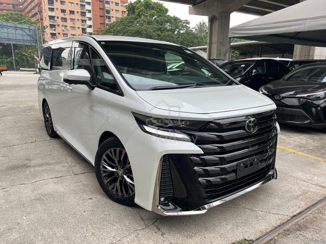 2023 Toyota VELLFIRE 2.4 Z PREMIER (12k Milleage) - 2
