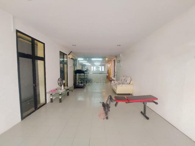 Prime Location Double Storey Shoplot @ Persiaran Greenhill, Ipoh Perak 4