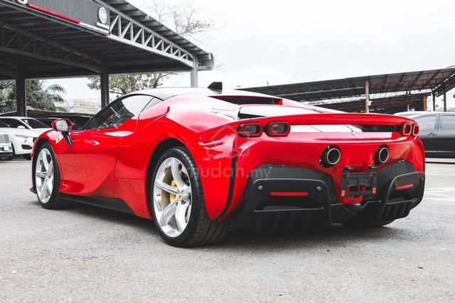 2022 Ferrari SF90 4.0 STRADALE V8 (A) - 2