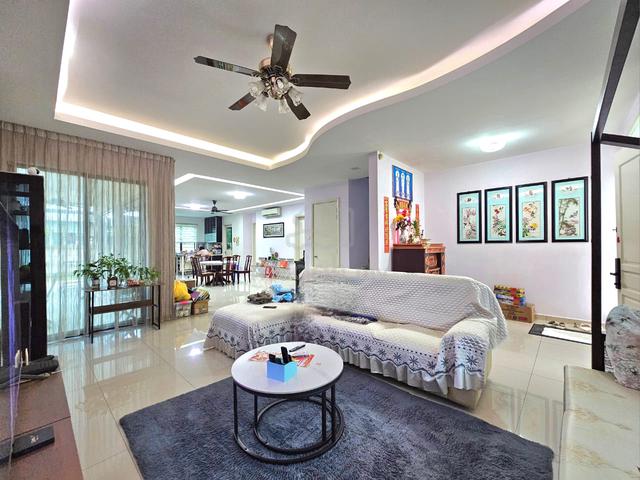 Amverton Park Bukit Rimau 2sty Bungalow 60*100sqft Reno nice unit for 1