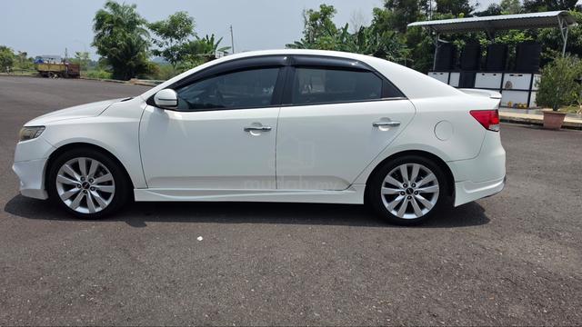 2011 Kia FORTE 1.6 KOUP SX (A) - 5