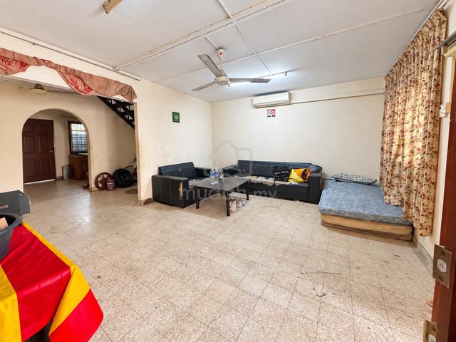 CHEAPEST ⭐ Double Storey Terrace House Seksyen 19 Shah Alam 1