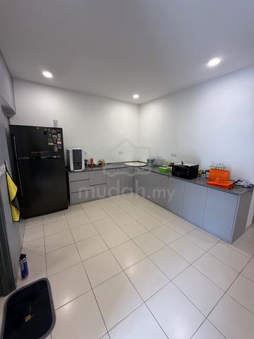 Nusa Idaman Double Storey Renovation Unit 1