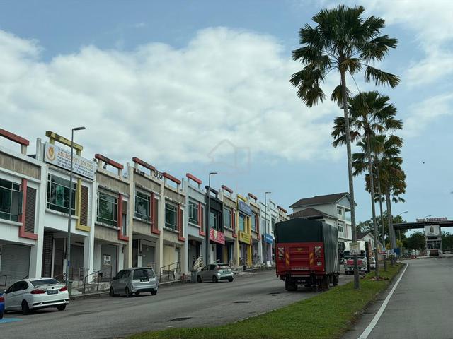 Retail Shop @ Taman Cenderawasih Jalan Kuala Sawah, 70300 Seremban 1