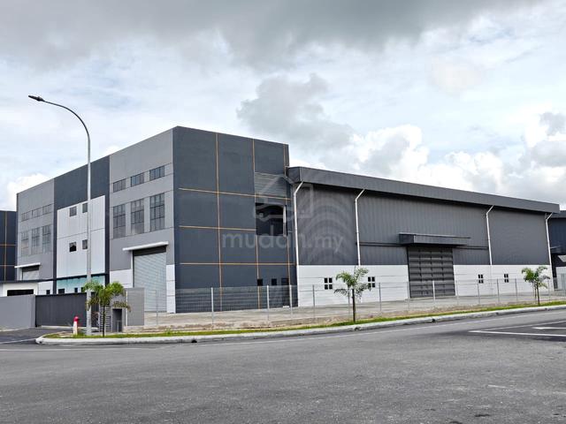 Semi-D factory KIIP Jenjarom Banting  for rent BRAND New unit 1