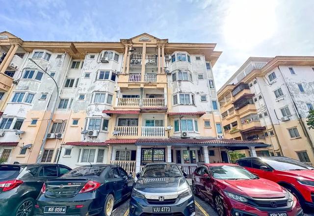 Palma Perak 1