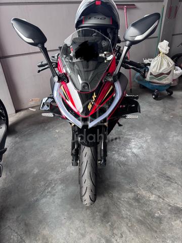 QJMOTOR SRK250RD Red 2026 – Excellent Condition - photo 2 of 5