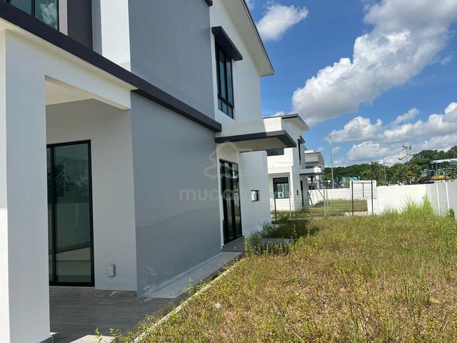 Adda Height Green Avenue corner lot gated guarded unblock view southwe 1