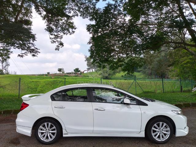 2015 Honda CIVIC 1.8 S FB FACELIFT (A) - 5