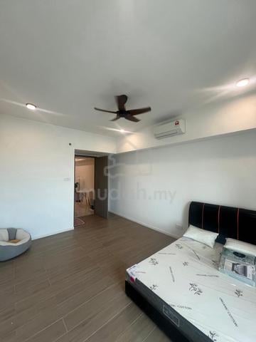 Bay Suites 1
