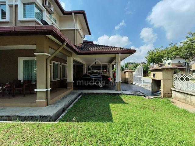 Bandar Puteri Puchong Corner3789sf 6rooms4baths ample parking LRT Sale 1