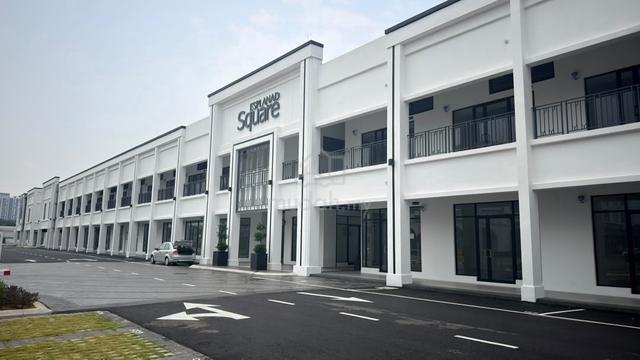 Brand New Ground Floor Puncak Alam Esplanad Square Eco Grandeur 1
