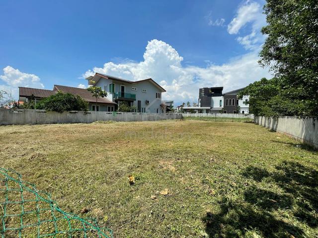 6145sqt Bungalow land at Dedaun bungalow village, Bandar Cassia 1