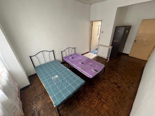 Master room with attached bathroom for rent @ TTDI Jaya U2 Shah Alam 1