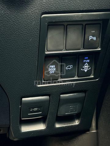 Toyota Fortuner 2.7 SRZ 4x4 (A) 1owner PowerBoot - 5