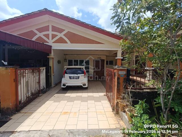 Teres Setingkat Taman Seri Gamelan Kuala Sungai Baru 1