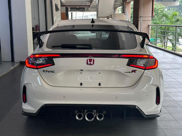 2024 Honda Civic Type R FL5 GRADE 5A ORI LOW MILE - 4