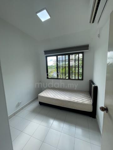 Condo room (Air-conditioned) near ciq for rent 1