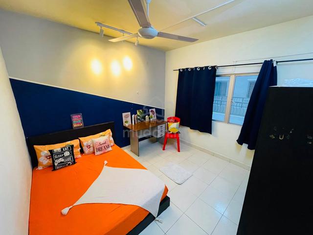Medium Room at Suriamas Condominium PJs10 Fully Furnish Zero Deposit 1