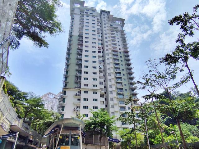 Metropolitan Square 1