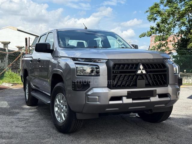 Mitsubishi Triton AUTO 4X4 Baru JUARA AXCR & VOTY - 1