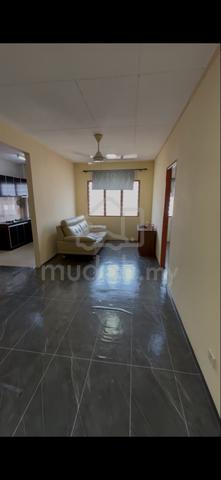 Apartment Seri Meranti 1