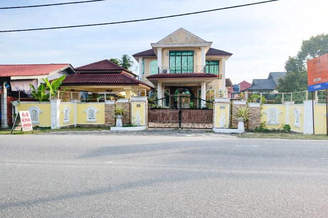 Banglo Cantik Wakaf Bharu - Bawah Nilai Pasaran 1