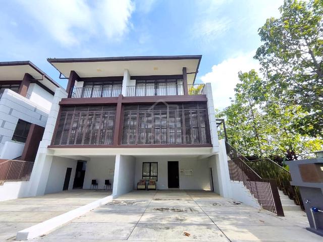 Facing open! Corner Lot 3-Storey Terrace House @ The Mulia Residences 1
